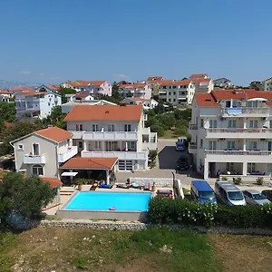 villa-jurac.hotelinzadar.com/